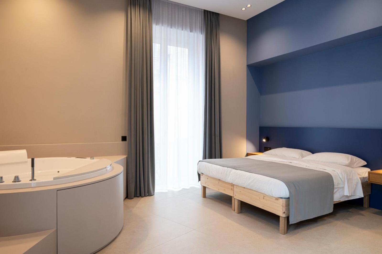 Dimora Angioina Hotel Napoli Ngoại thất bức ảnh